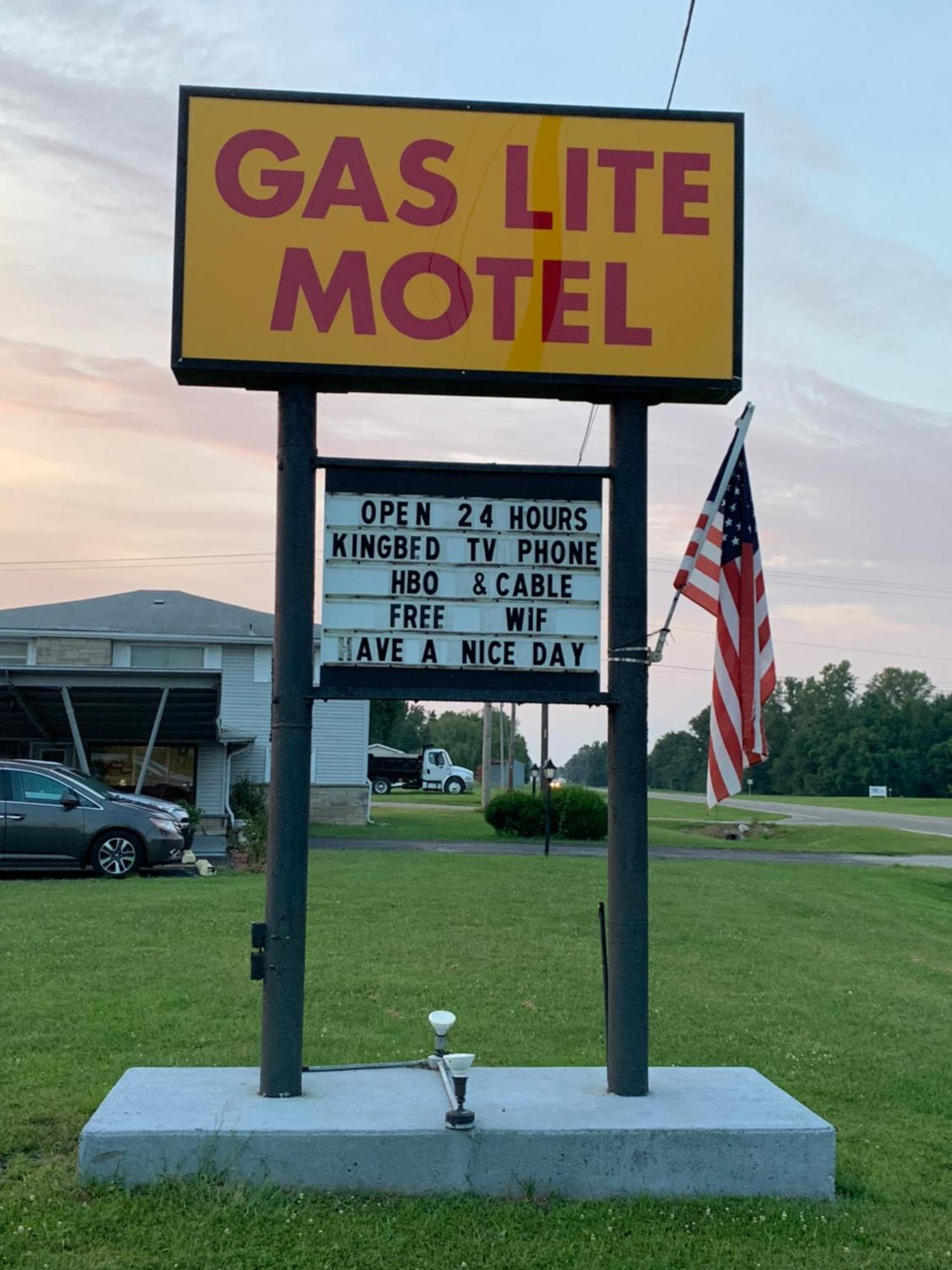 Gas Lite Motel Lawrenceville Buitenkant foto